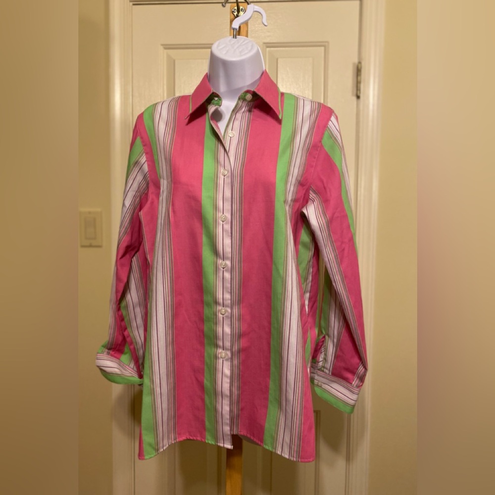 NWOT Foxcroft - Woman’s (wrinkle free) classic fit striped button down shirt, 4